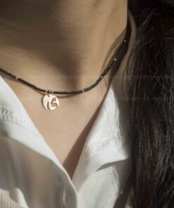 گردنبند حرف ی